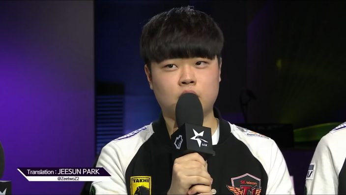  2021雄鹿主教练是谁 