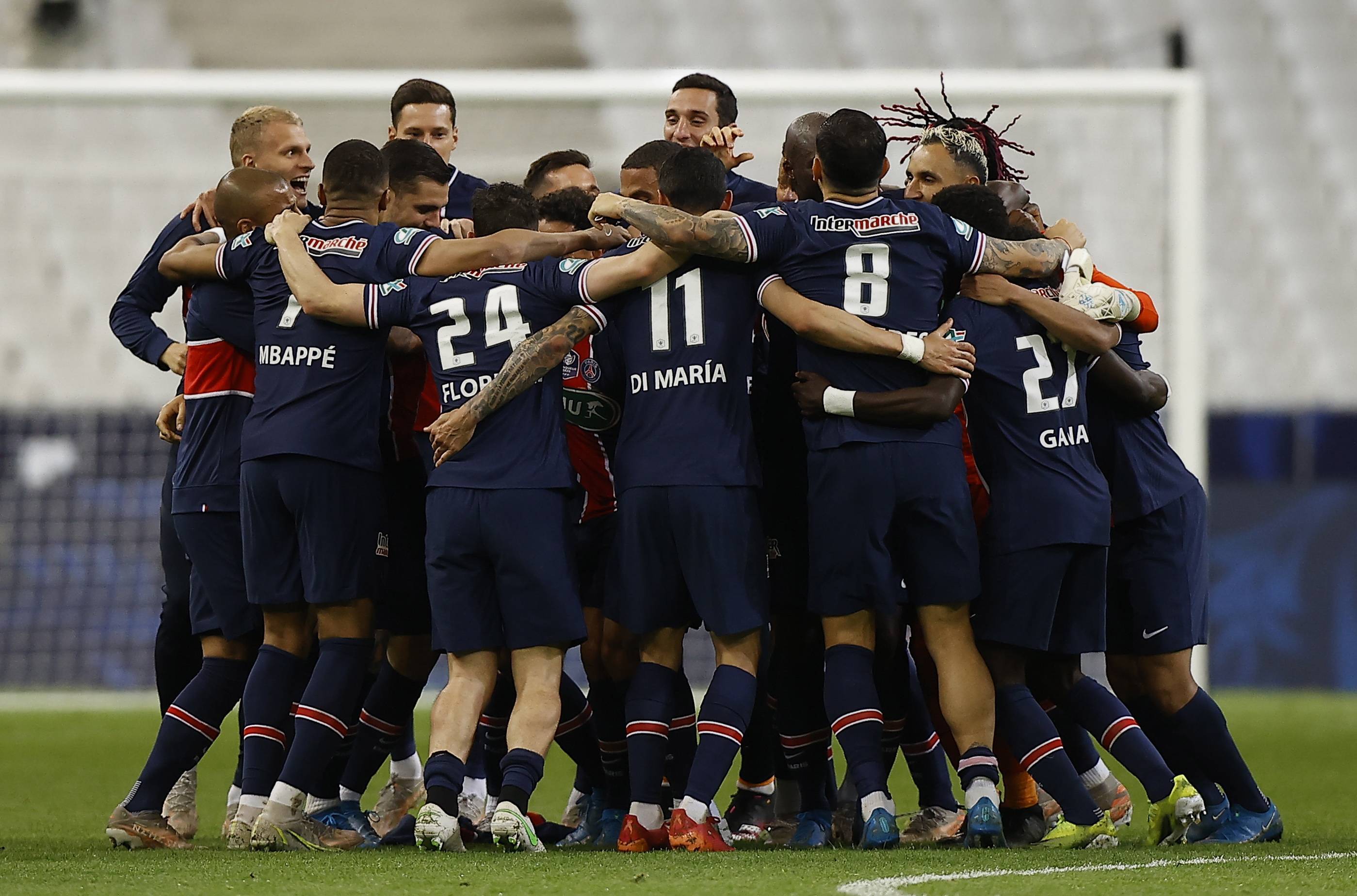 包含足总杯赛程吃紧,巴黎圣日耳曼国际比赛日伤情更新,目标明确,更衣室氛围转暖的词条 包含足总杯赛程吃紧,巴黎圣日耳曼国际比赛日伤情更新,目标明确,更衣室氛围转暖的词条