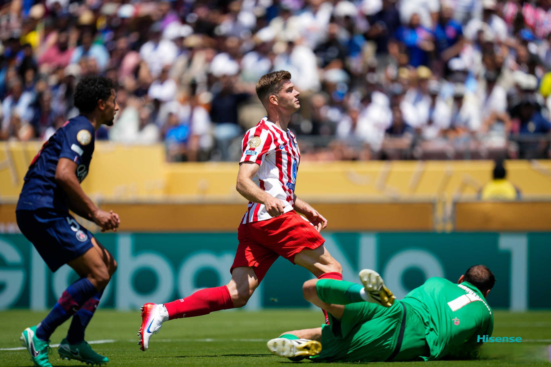 梅西巅峰对决，纳达尔与40激战巴黎圣日耳曼分钟，回归赛场胜负难料！的简单介绍