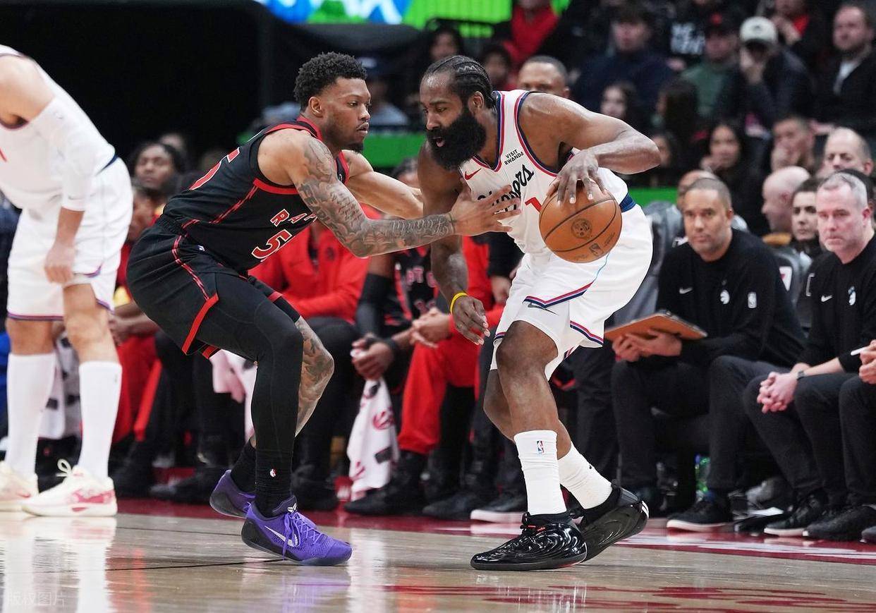  哈登在西班牙队比赛中突破纪录,逆转引发热议的是谁 